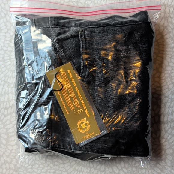 Risen Black Medium Wash High Rise Denim Jeans Size 15 NWT - Picture 15 of 15